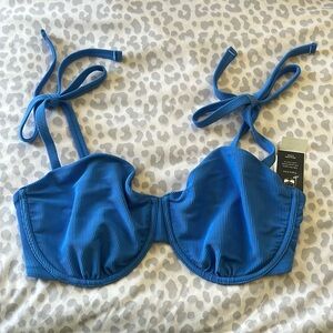 NWT/NBW Abercrombie & Fitch Tie Strap Underwire Bikini Top - Curve Love